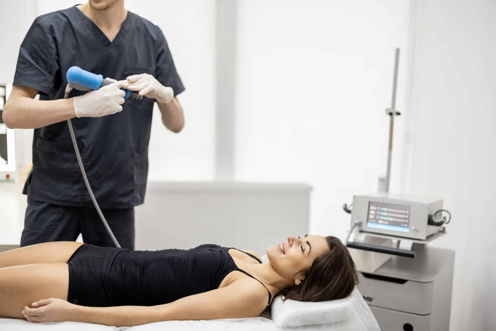 Ondas de Choque para Bursite Trocantérica: Alívio na Lateral do Quadril 9 Ondas de Choque tratamento