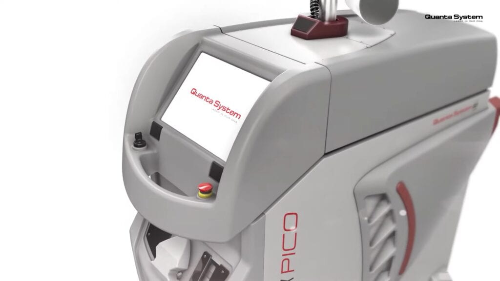 Laser de Picossegundo Discovery Pico Plus: Funcionamento, Aplicações Clínicas e Vantagens 3 Quanta System Discovery Pico Product Video 0032