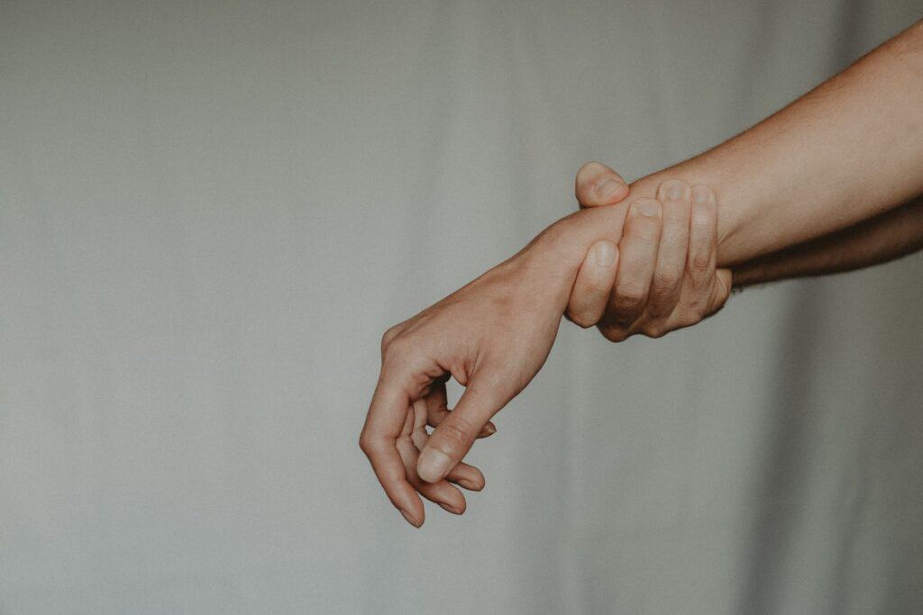 Apego Emocional, Dependência e Carência Afetiva: Como Cuidar e Superar 1 Apego Emocional, Dependência e Carência Afetiva: Como Cuidar e Superar