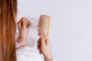 endometriose queda de cabelo