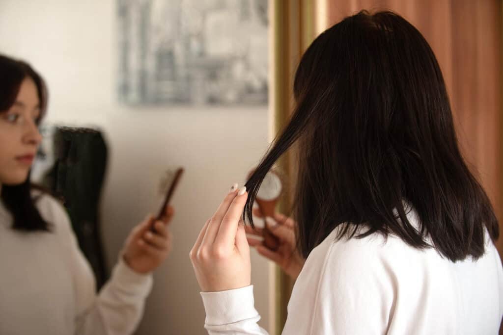 Queda de cabelo feminino pode ser câncer? 1 Queda de cabelo feminino pode ser câncer?